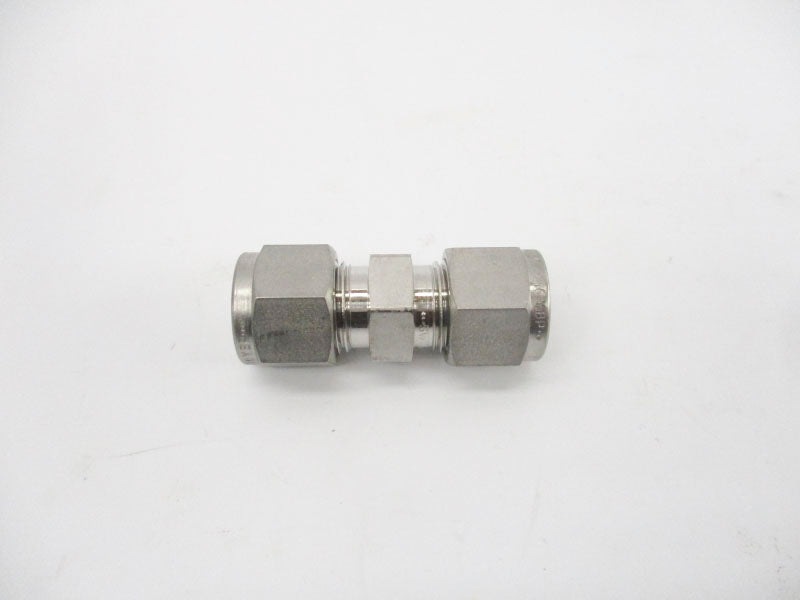 SWAGELOK SS-600-6 3/8 X 3/8 NSNP
