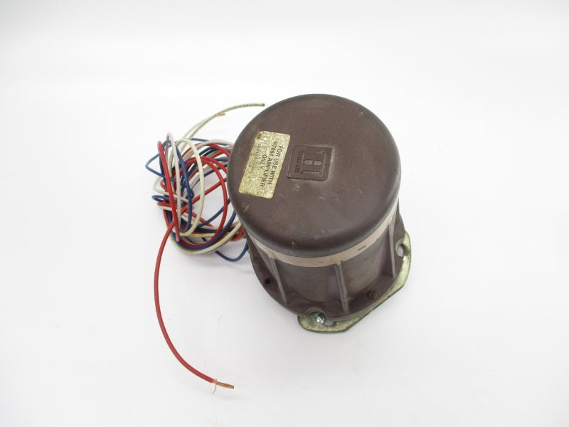 HONEYWELL C7012E1104 120V UNMP