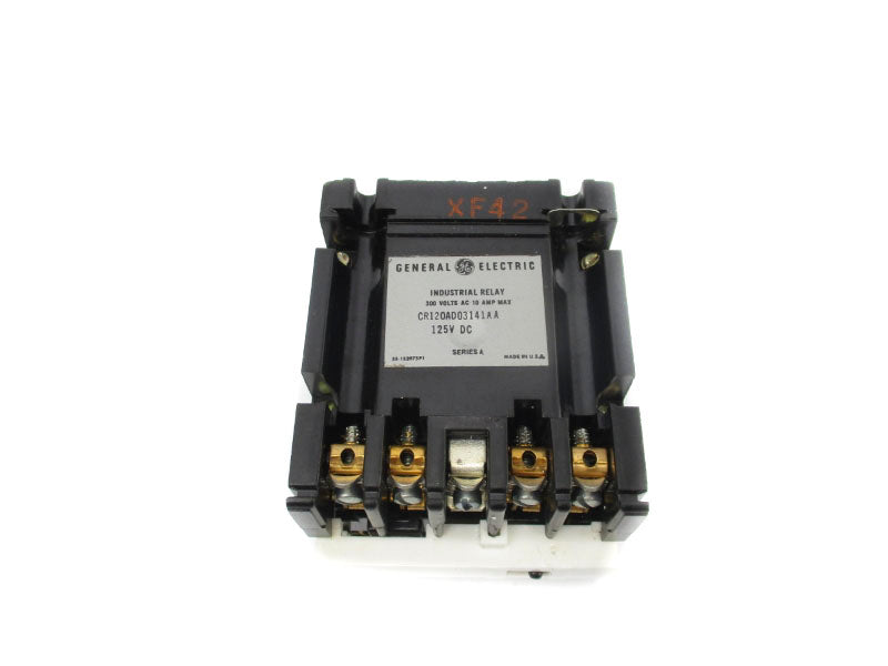GENERAL ELECTRIC CR120AD03141AA SER. A 300VAC 10A NSNP