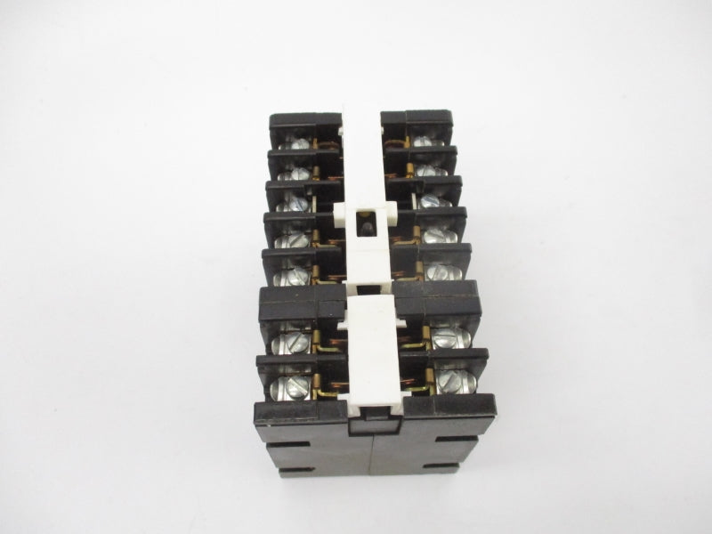 GENERAL ELECTRIC CR120AD01541AA SER. A 125VDC 10A NSMP