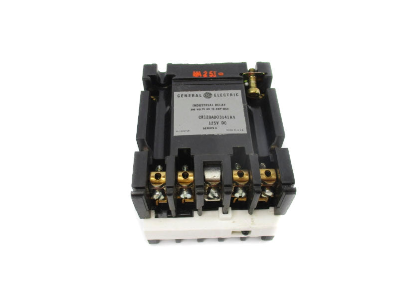 GENERAL ELECTRIC CR120AD03141AA SER. A 125VDC 10A NSNP