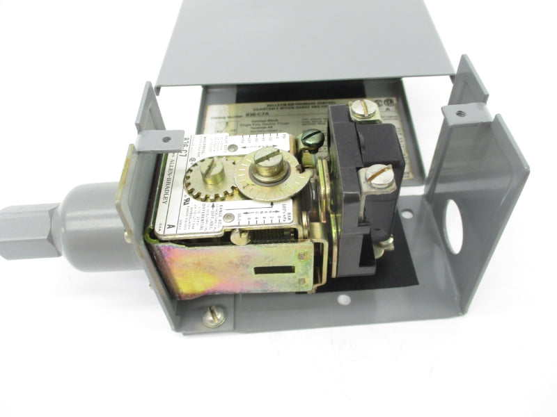 ALLEN BRADLEY 836-C7A SER. A 600V 300PSI UNMP