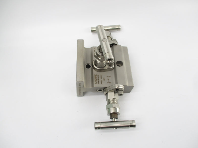 WHITEY SS-M3NBF8-FL 6000PSI NSNP