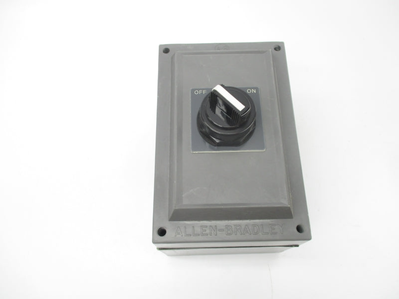 ALLEN BRADLEY 800R-R2HC4RL SER. A 600VAC (BR/WH) NSMP