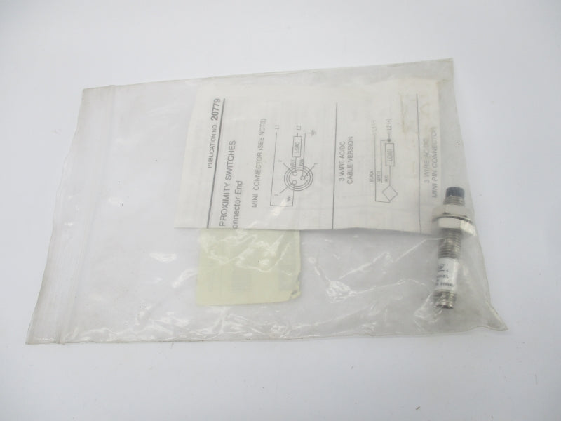 CUTLER HAMMER E57EAL8T111EN SER. A1 10-30VDC NSMP