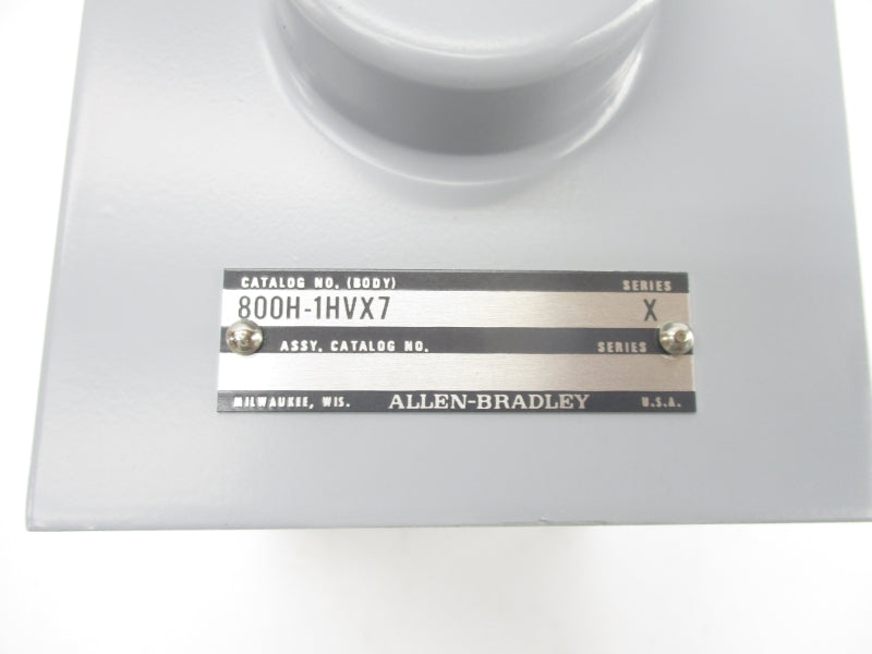 ALLEN BRADLEY 800H-1HVX7 SER. X NSNP
