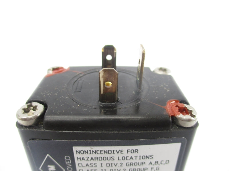 BURKERT 0330C1/8FKMSS 00453232 120V 145PSI UNMP