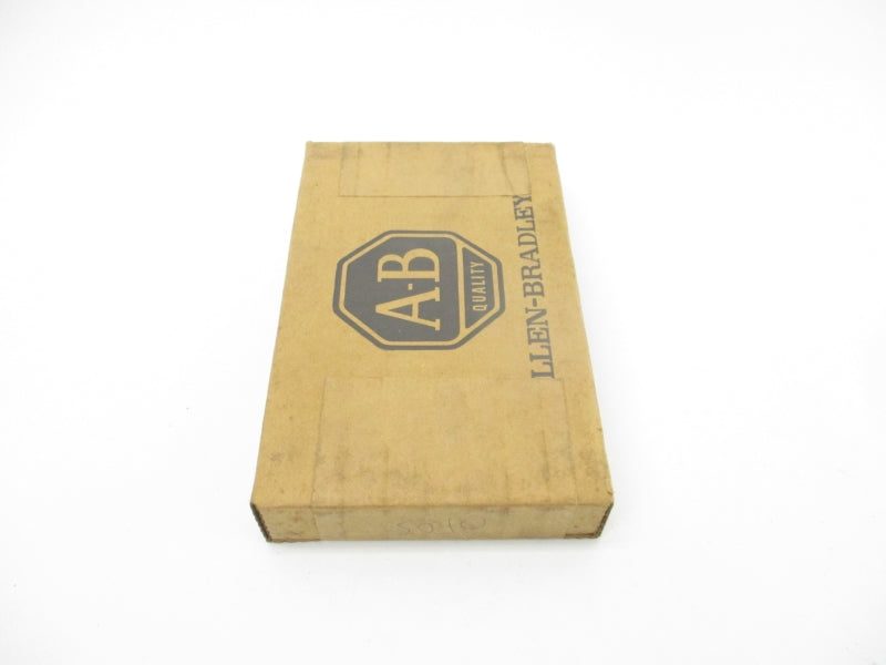 ALLEN BRADLEY 800T-2ZT SER. M (BR/YL) NSFS