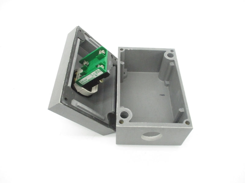 ALLEN BRADLEY 800R-R2HC4RL SER. A 600VAC (BR/YL) NSMP