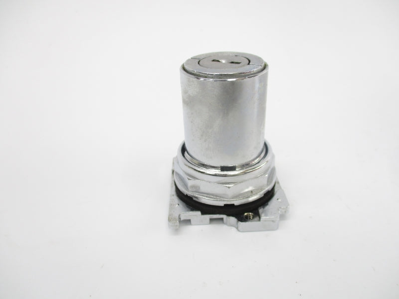 CUTLER HAMMER 10250T15222 SER. A3 (NO KEY) NSMP