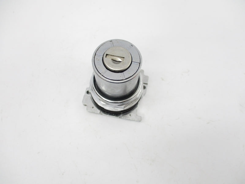 CUTLER HAMMER 10250T15237 SER. A3 (NO KEYS) NSMP
