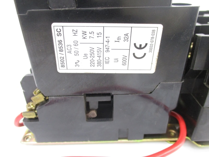 SQUARE D 8536SCO3S SER. A 110-120V 32A UNMP