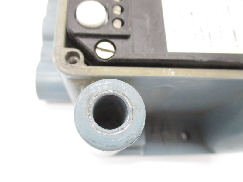FOXBORO SRD991-CFMS6NFMNA 90PSI UNMP