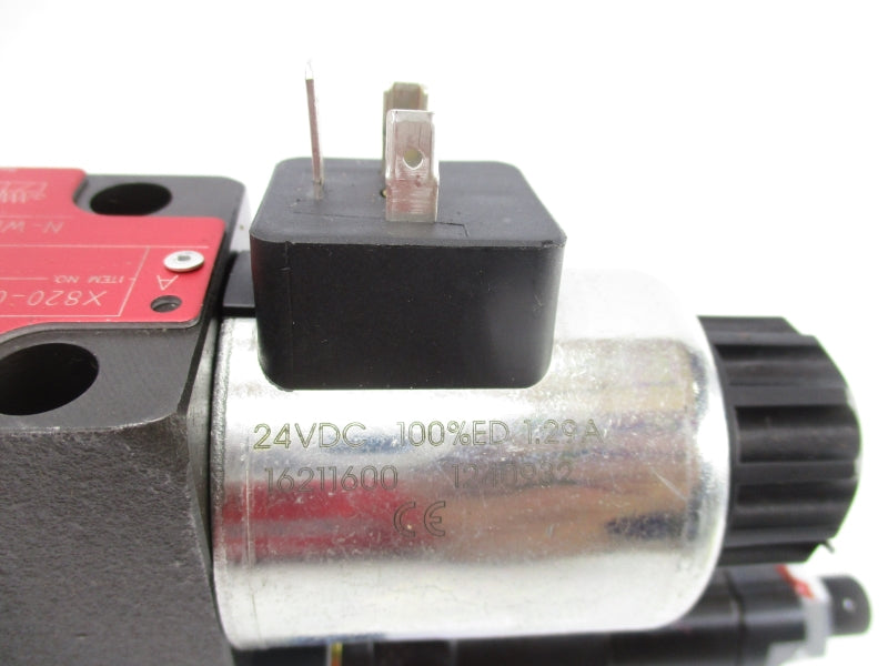 MOOG XEB14930-000-21 HPN699583 24VDC 1.29A UNMP