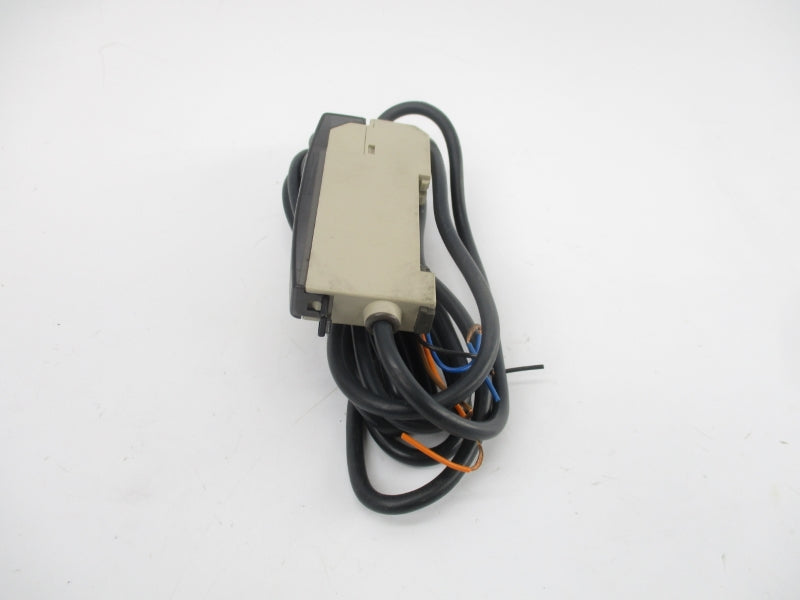 OMRON E2CY-T11 12-24VDC NSNP