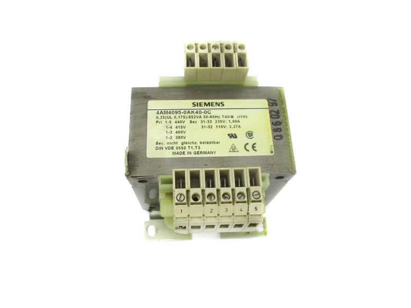SIEMENS 4AM4095-0AK40-0C 440V 2.27A UNMP