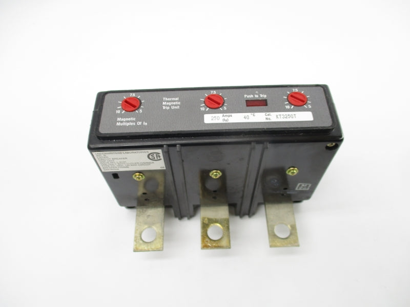 CUTLER HAMMER KT3250T 1492D90G17 SER. C 250A NSMP