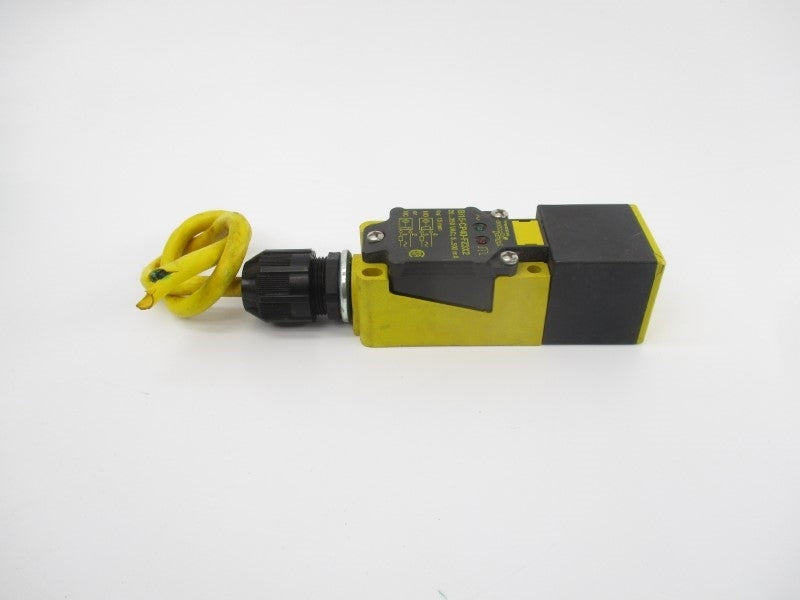 TURCK BI15-CP40-FZ3X2 20-250VAC UNMP