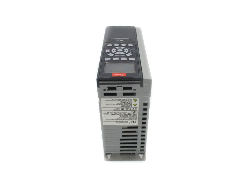 DANFOSS FC-302P2K2T5E20H1XGXXXXSXXXXAXBXCXXXXDX 131B0038 380-500V 5.0/4.3A NSNP