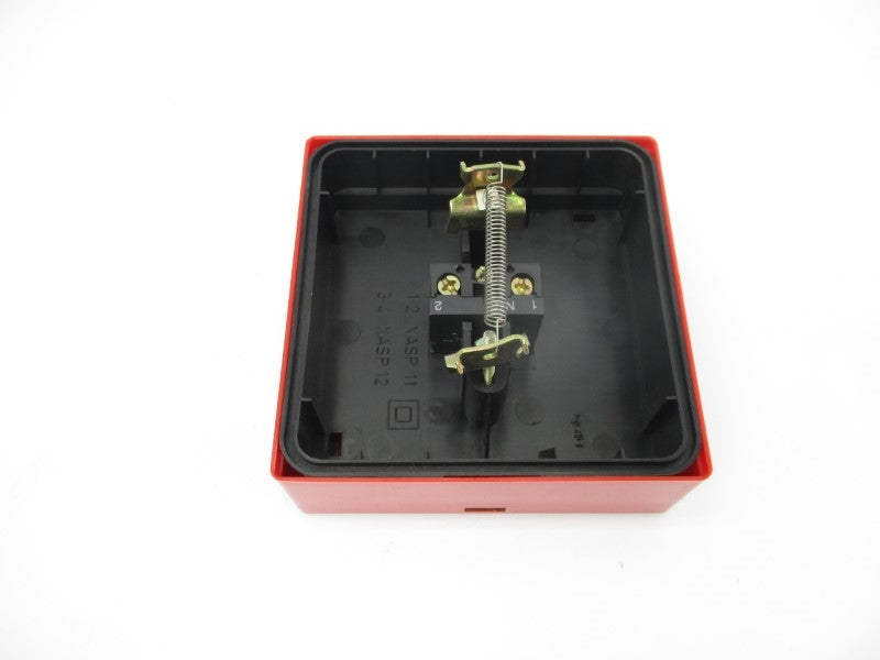 TELEMECANIQUE XAS-P11 (AS PICTURED) NSMP