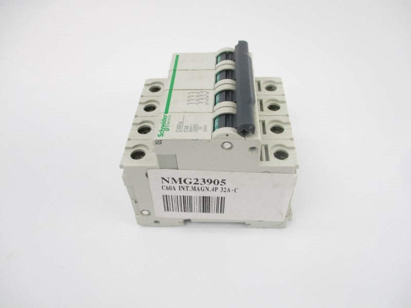 SCHNEIDER ELECTRIC 23905 400V 32A NSNP