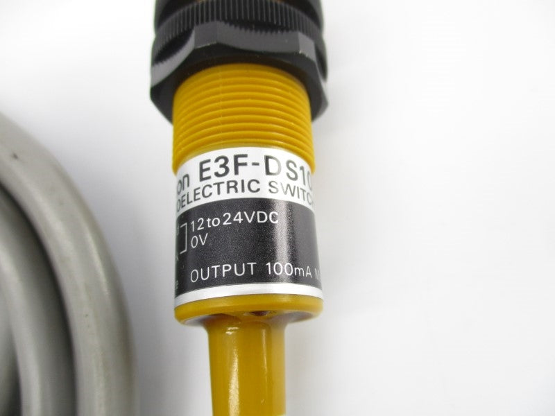 OMRON E3F-DS10B4 12-24VDC NSNP
