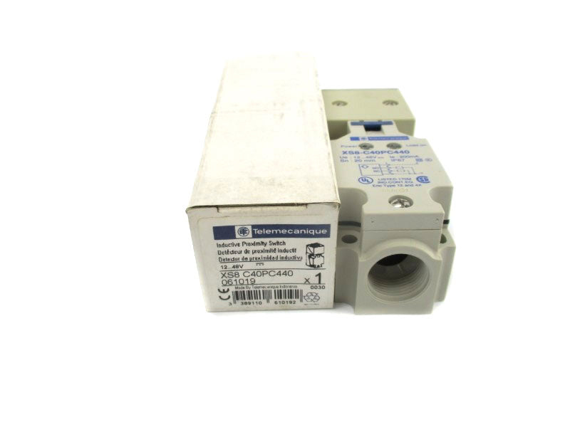 TELEMECANIQUE XS8C40PC440 12-48V NSMP