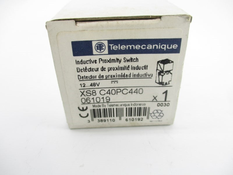 TELEMECANIQUE XS8C40PC440 12-48V NSMP