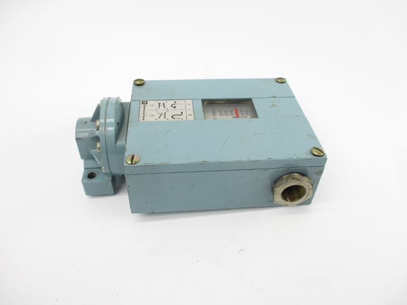 TELEMECANIQUE XMG-B014 30-200PSI UNMP
