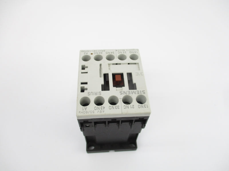 SIEMENS 3RH1131-1AH00 690V 10A NSNP