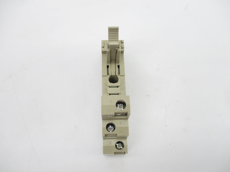 OMRON P2RF-05-E 250V 10A (PKG OF 50) NSMP