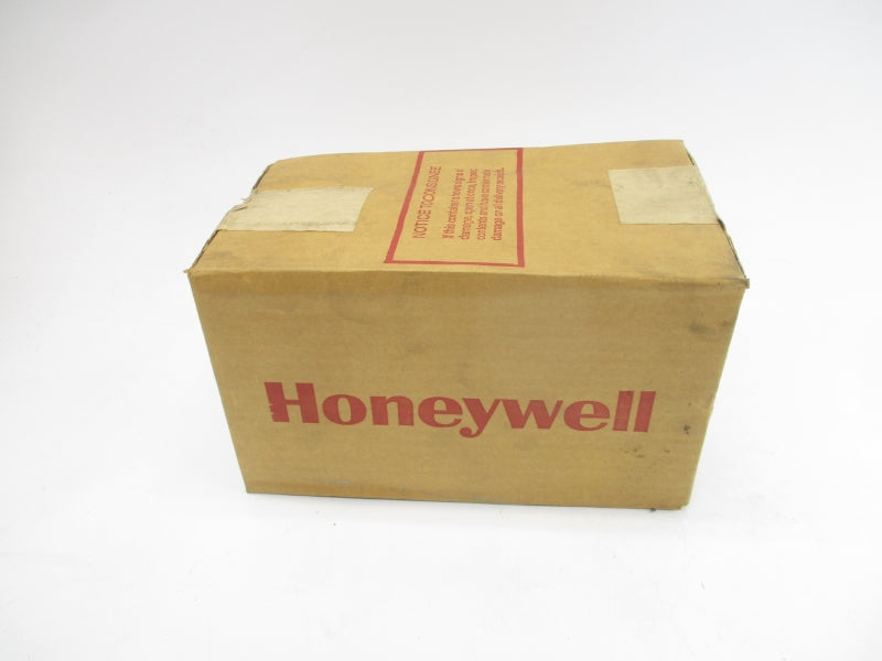 HONEYWELL C7012A1145 120V 3/4" NSFS