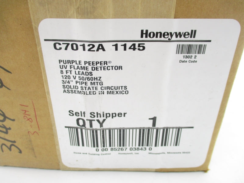 HONEYWELL C7012A1145 120V 3/4" NSFS