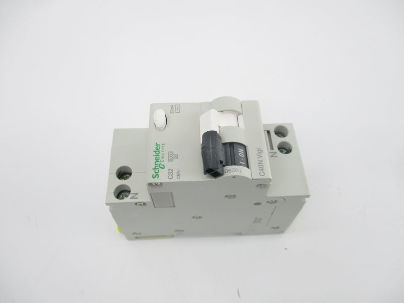 SCHNEIDER ELECTRIC 19290 230V 32A NSNP