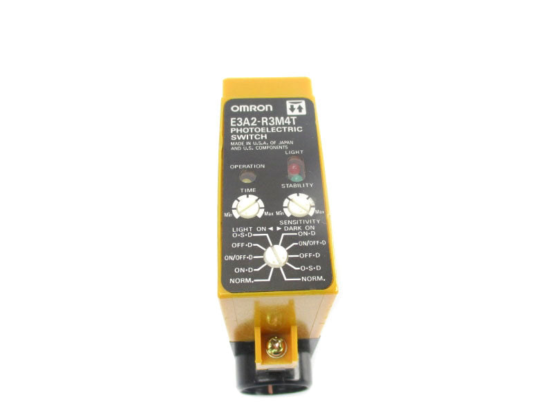 OMRON E3A2-R3M4T 250VAC 3A UNMP