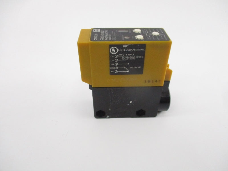 OMRON E3A2-R3M4T 250VAC 3A UNMP