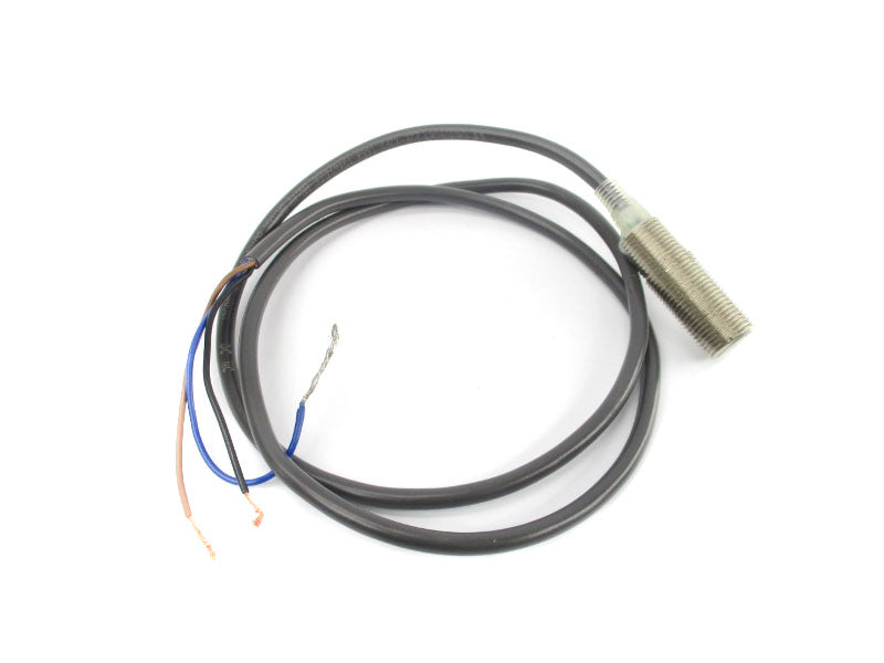 OMRON E2E-X2F2 12-24VDC NSNP
