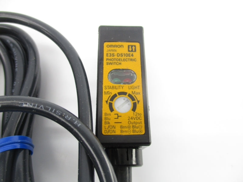 OMRON E3S-DS10E4 12-24VDC NSNP