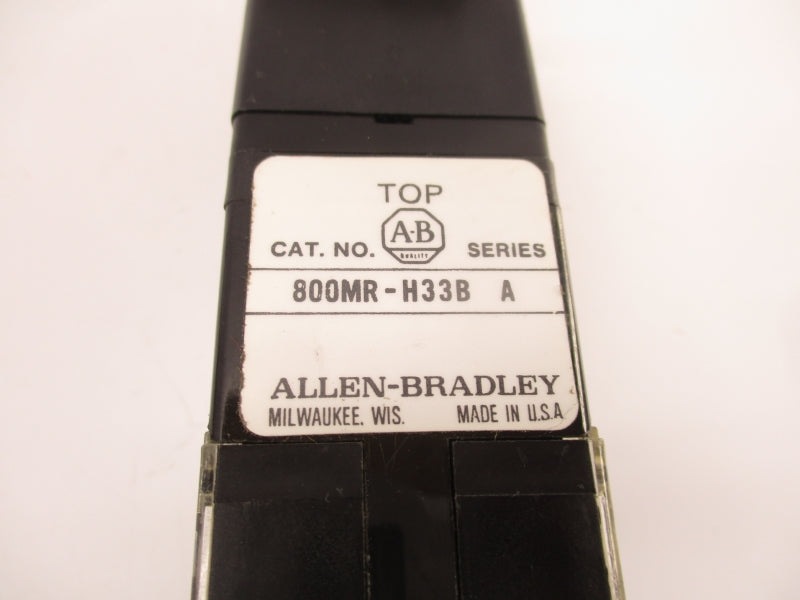 ALLEN BRADLEY 800MR-H33B SER. A 110-300V (NO KEY) NSNP