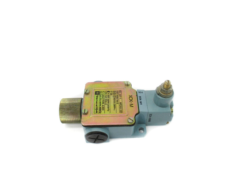 TELEMECANIQUE XCK-M 380V 10A UNMP