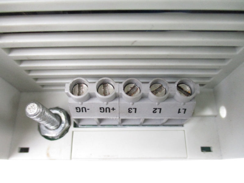 LENZE EVS9322-EP 400/480V, 2.5A UNMP