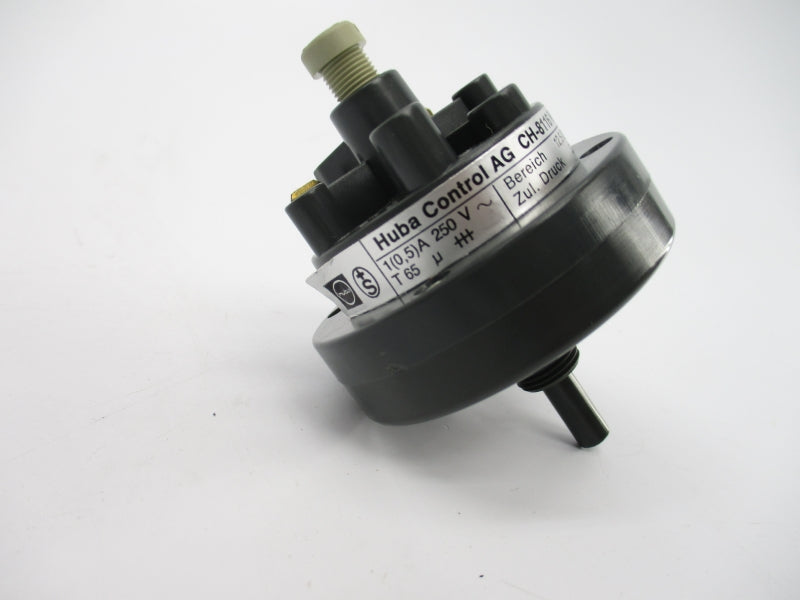 HUBA CONTROL AG CH-8116 250V 1(0.5)A NSNP