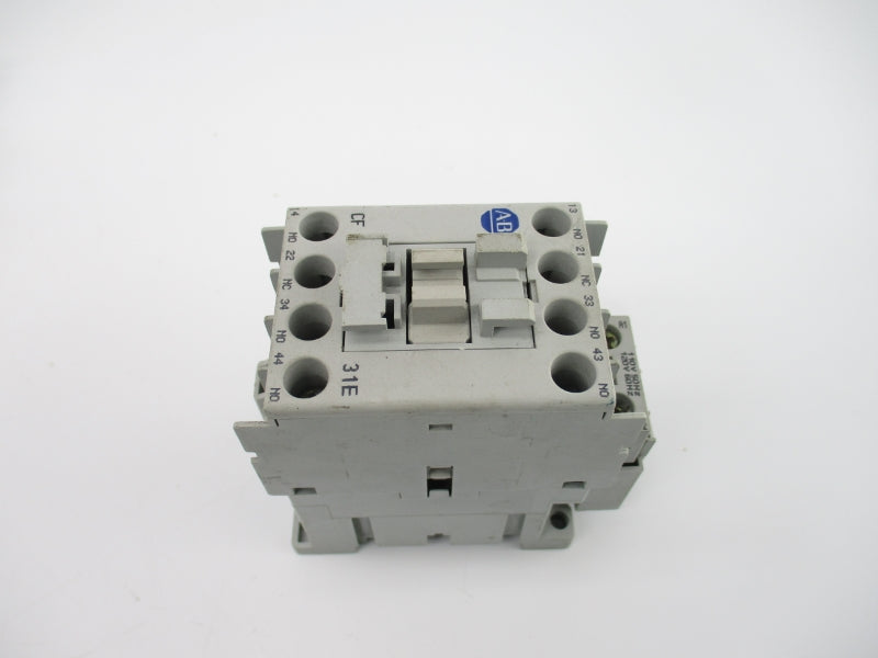 ALLEN BRADLEY 700-CF310D SER. A 110/120V 25A NSNP