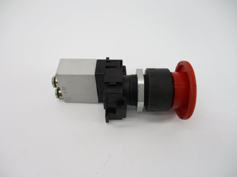 CAMOZZI 244-000 (AS PICTURED) NSNP