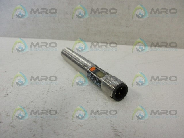 IFM EFECTOR OF5049 DIFFUSE REFLECTION SENSOR *NEW IN BOX*