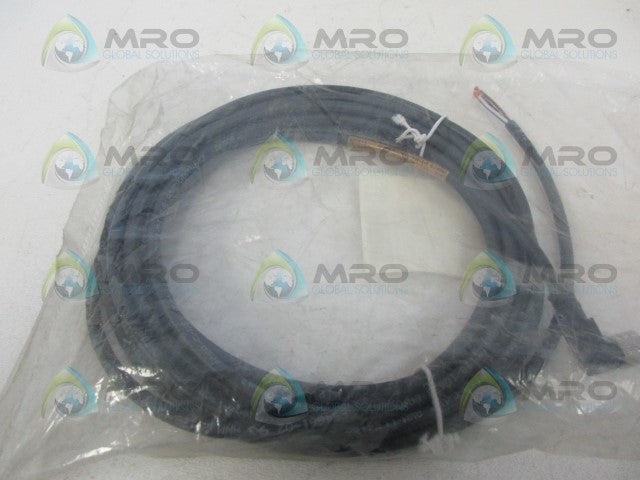 IFM EFECTOR E18230 SOCKET FOR SENSOR W/ M8 CONNECTOR *NEW IN FACTORY BAG*