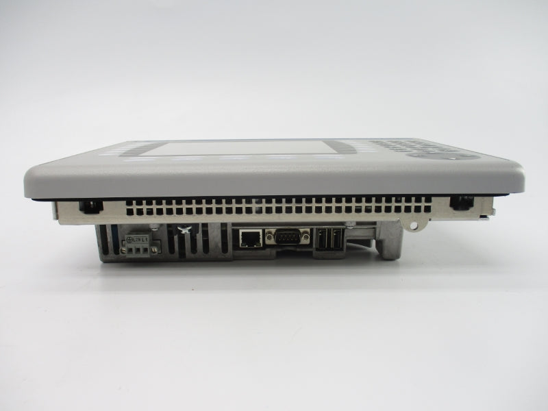 ALLEN BRADLEY 2711P-RDB7C SER. D 100-240VAC 1.3-0.65A NSNP