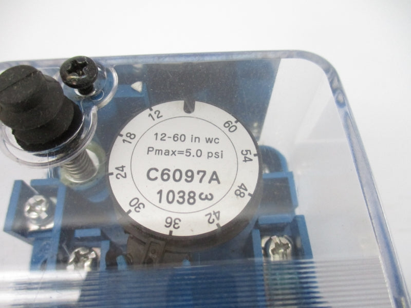 HONEYWELL C6097A1038 120-240VAC 5.0A 5.0PSI NSNP