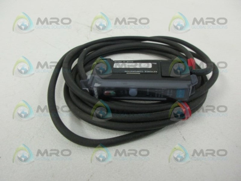KEYENCE FS-T1P FIBER OPTIC AMPLIFER * NEW NO BOX *