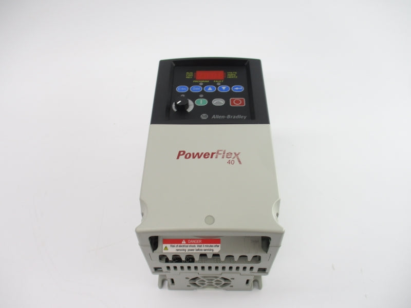 ALLEN BRADLEY 22B-B5P0N104 SER. A F/W 7.02 180-264V 5.7A (BR/WH) NSMP